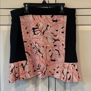 Stella Parker Black and Coral Leaf Print Skort
